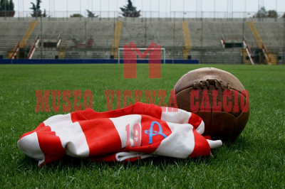 Maglia e pallone