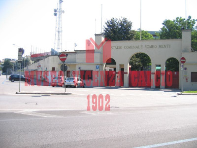 Entrata principale Stadio Comunale Romeo Menti