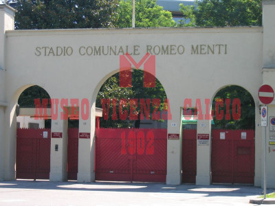 Entrata principale Stadio Comunale Romeo Menti