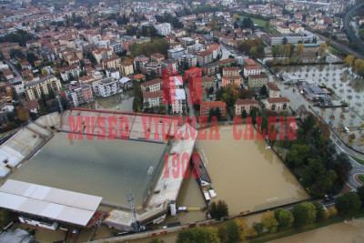Veduta dall'alto dello stadio Menti dopo l'alluvione del 1-11-10