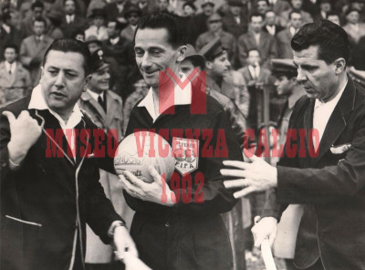 22-12-1957 Torino-L.R. Vicenza 1-0