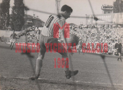 24-05-1964 Vicenza-Spal 1-0 autogol Reja