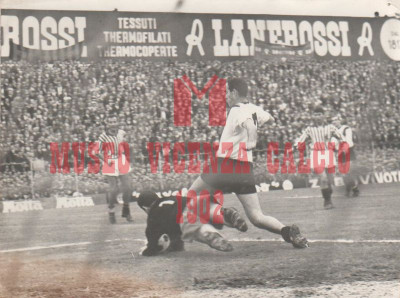 11-4-1965 Vicenza-Inter 1-1