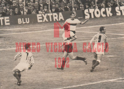 11-4-1965 Vicenza-Inter 1-1